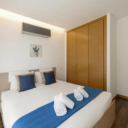 Atlantic Panoramic Salir de Porto